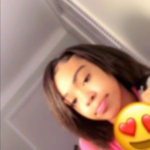 Meet your Posher, Kalayah